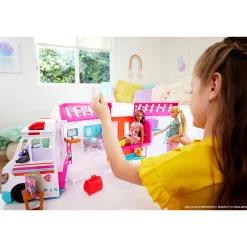 2-In-1 Speelset Ambulance En Kliniek|Barbie Store
