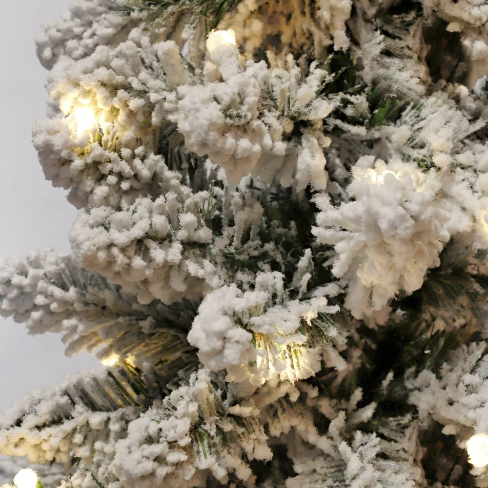 Fashion Black Box Trees Verlichte Kerstboom Jurva (H185 X O61 Cm)