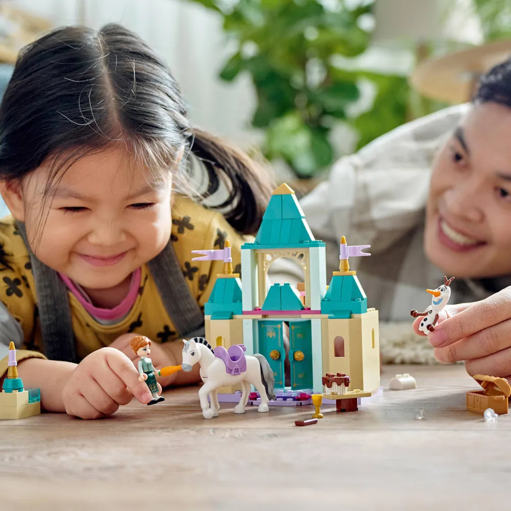 Disney Princess Anna En Olaf Plezier In Het Kasteel 43204|LEGO Shop