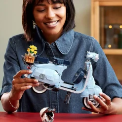 Icons Vespa 10298|LEGO Clearance