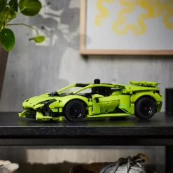 Technic Lamborghini Huracan Tecnica 42161|LEGO Fashion