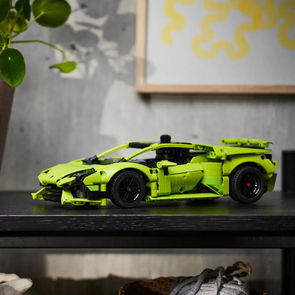 Technic Lamborghini Huracan Tecnica 42161|LEGO Fashion