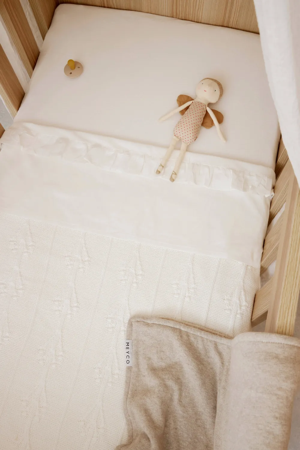 Best Sale Meyco Baby Wieglaken Ruffle 75X100 Offwhite