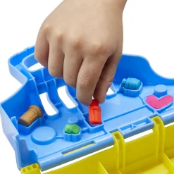 Care N Carry Vet|Play-Doh Flash Sale
