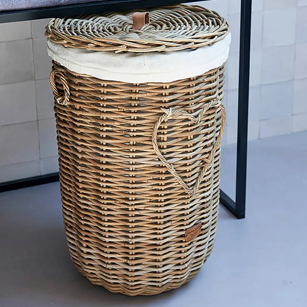 Shop Riviera Maison Rustic Rattan Heart Wasmand (80 Liter)