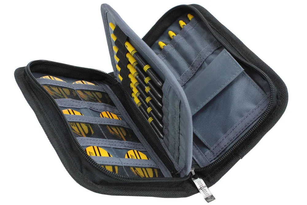 8.035.314 Urban Pro Dartcase (Zwart)|Winmau Hot